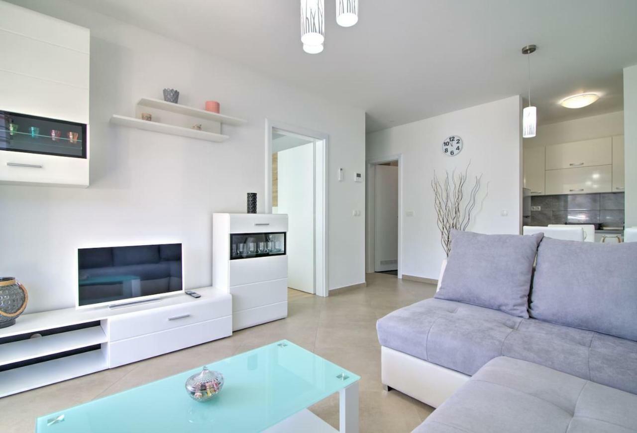 Apartment Waves-Villa Sunce سينج المظهر الخارجي الصورة